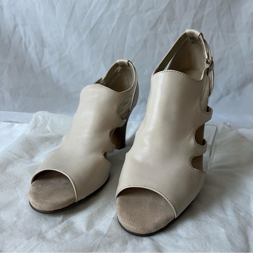 Neutral Women's Peep-Toe Heels